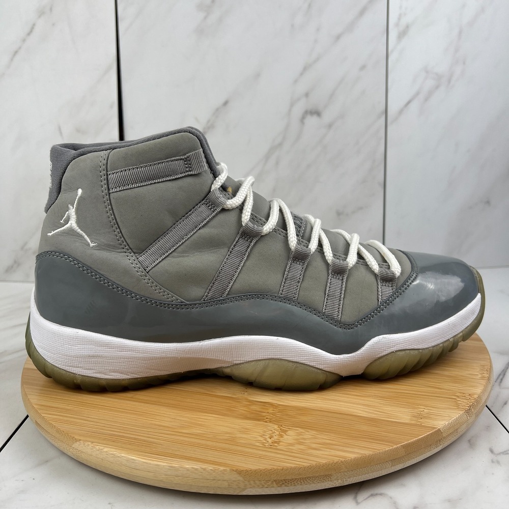 2010 Nike Air Jordan 11 Retro Cool Grey Mens Size 12.5 Sneakers 378037-001